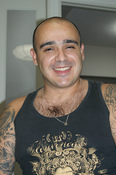 Carlos Nickel male de Brésil