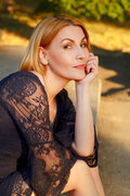 See profile of Nadia 
