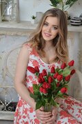 Olena female De Ukraine