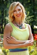 Oksana female from Ukraine