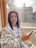 See profile of Nina