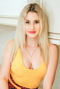 Marisha female from Ukraine