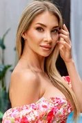 Marina female de Ukraine