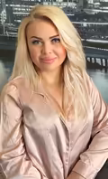 Oksana female from Ukraine