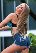 See profile of Aliona