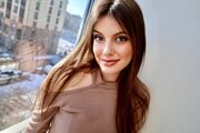 See profile of Tati