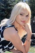 See profile of Viktoria