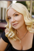 See profile of Valentina