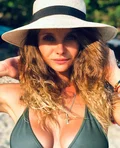 See profile of Anna