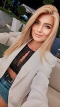Oksana female from Moldova