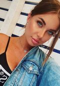 Anna female from Ukraine