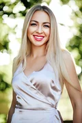 Elena female de Ukraine