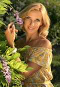 See profile of Elena