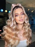 See profile of Annichka