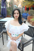 See profile of Liyingying