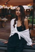 See profile of Valeria