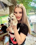 Julie female from Belgium