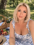 See profile of Nadia