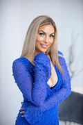 Julia female from Ukraine