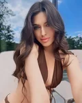 See profile of Daryna