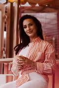 See profile of Elena