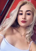 PrettyBlondyStarr