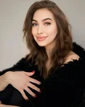 Olena female from Ukraine