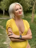 See profile of Aliona