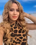 Olya female from Ukraine