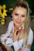 Tanya female from Ukraine