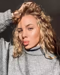 Victoria female from Spain