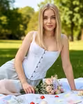 See profile of Daryna