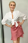 Julia female from Ukraine