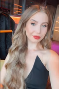 Yulia female from Luxembourg