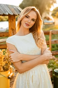 Alena female from Ukraine